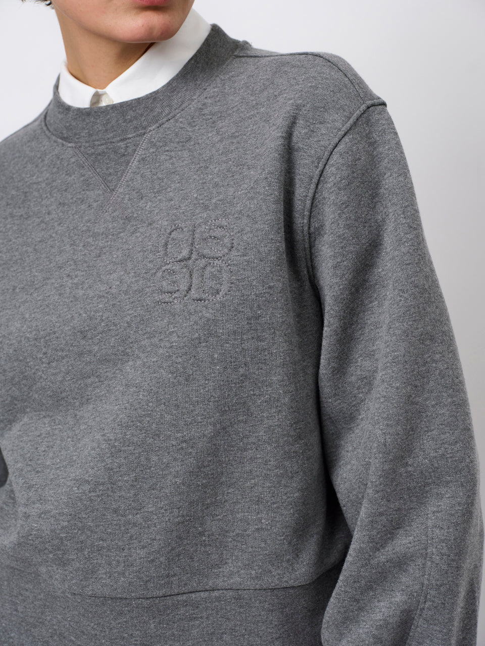 Sweater mit Logo D6-Lison Grau