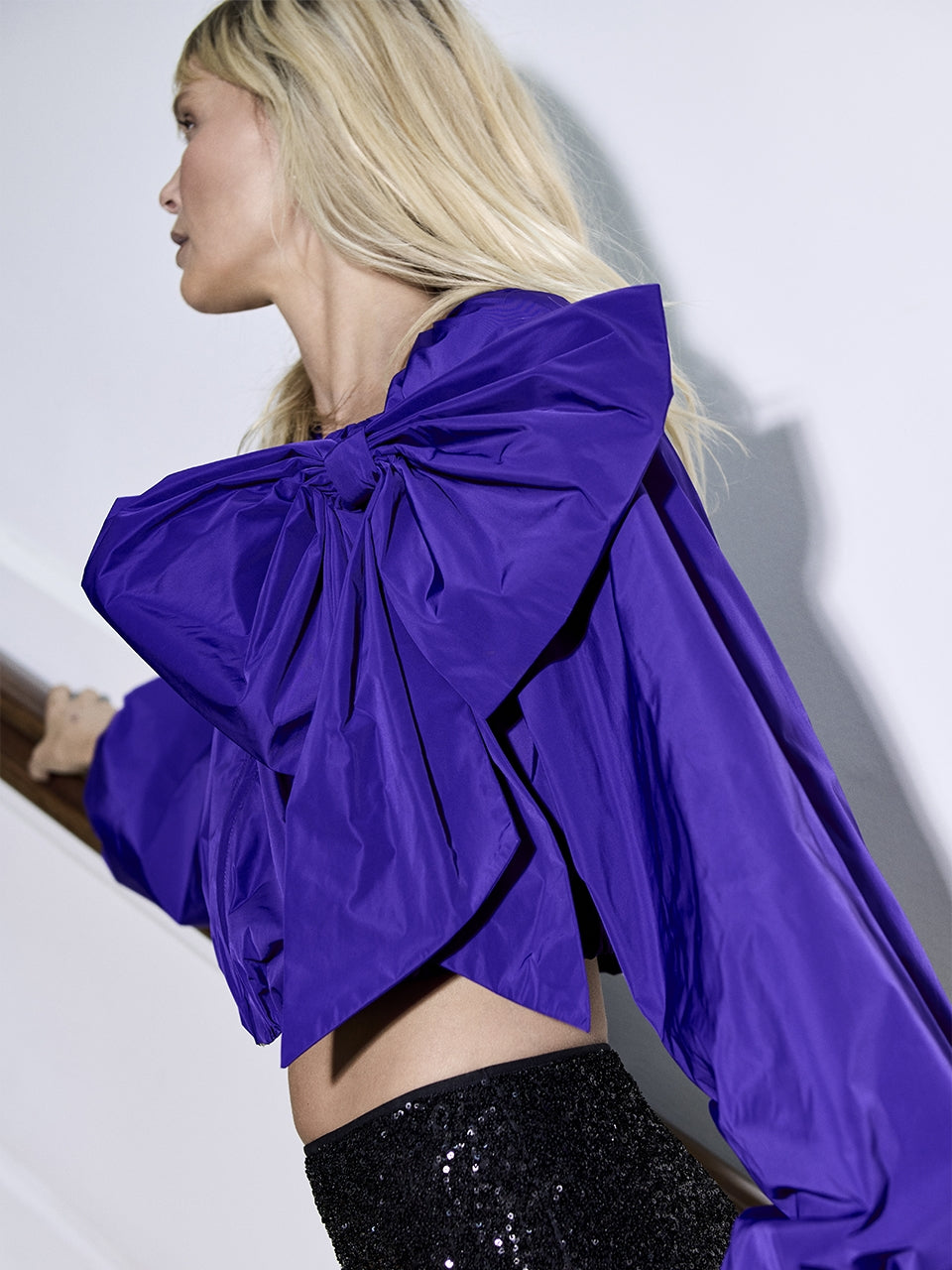 Cropped Bolero Jacke mit abnehmbarer Schleife Purple Eclipse