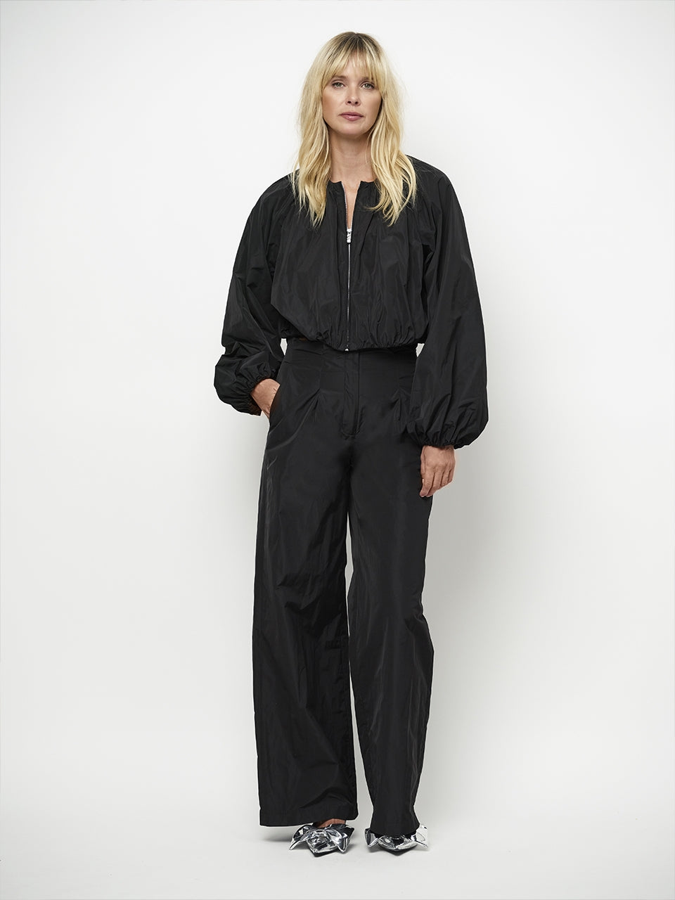 Cropped Bolero Jacke mit abnehmbarer Schleife Black