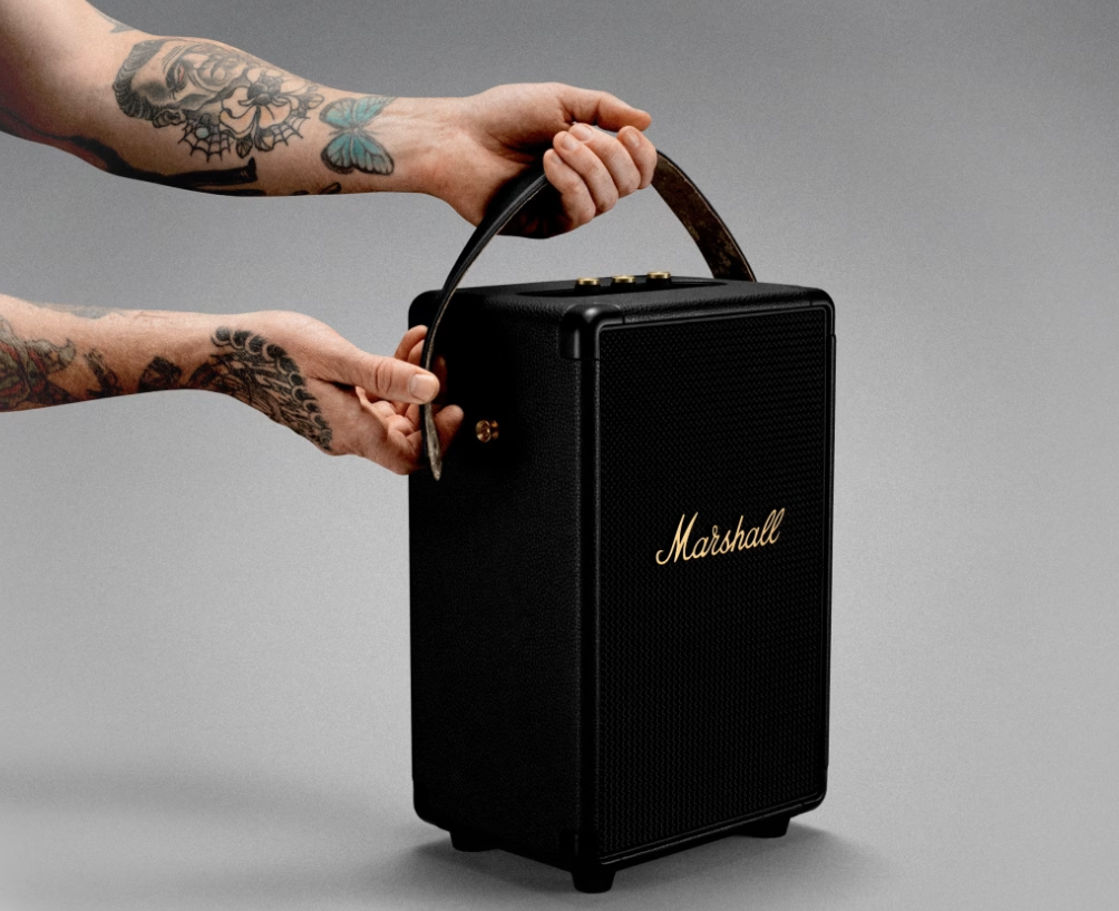 Tufton Black portable speaker