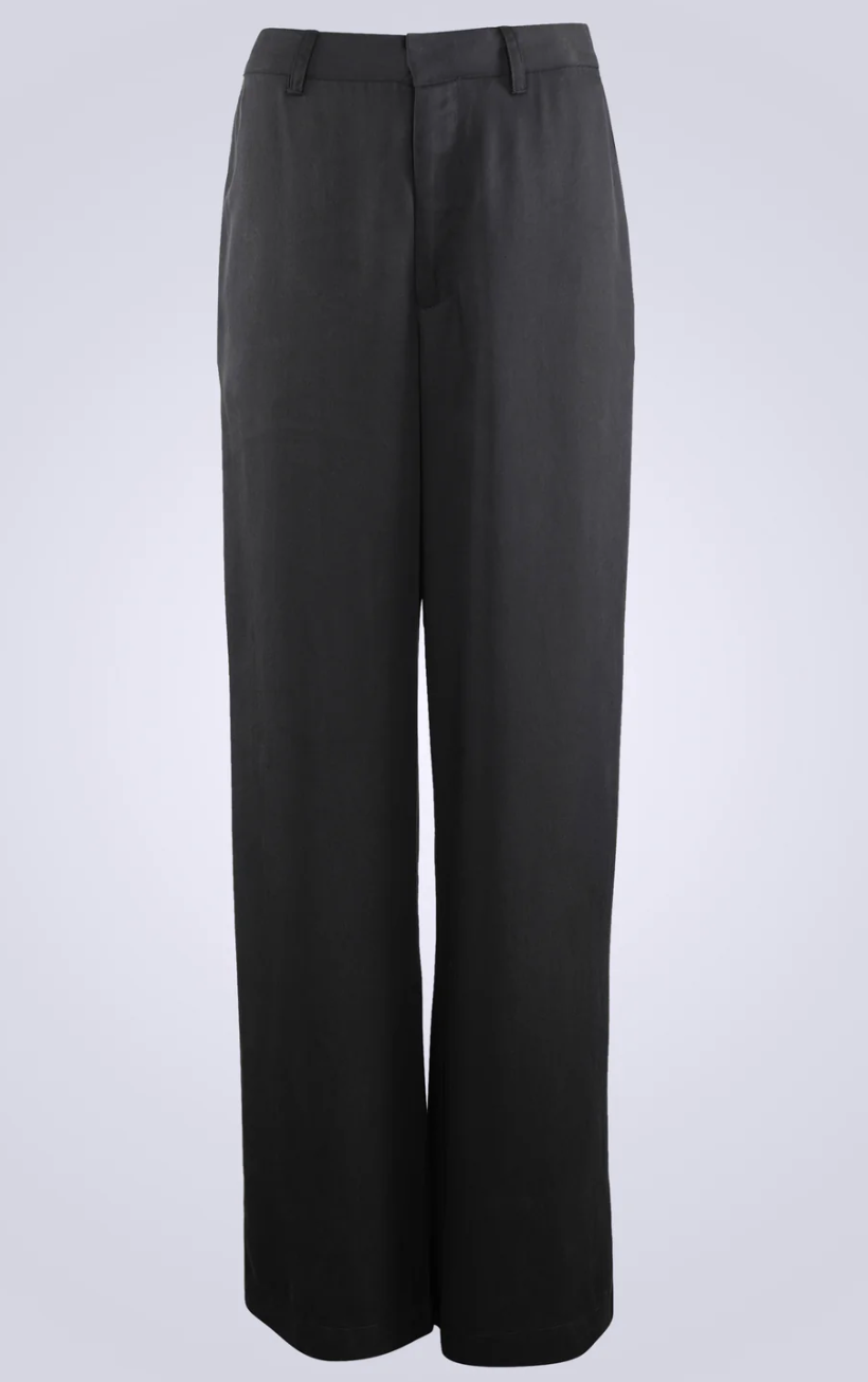JaquelinSA Black trousers