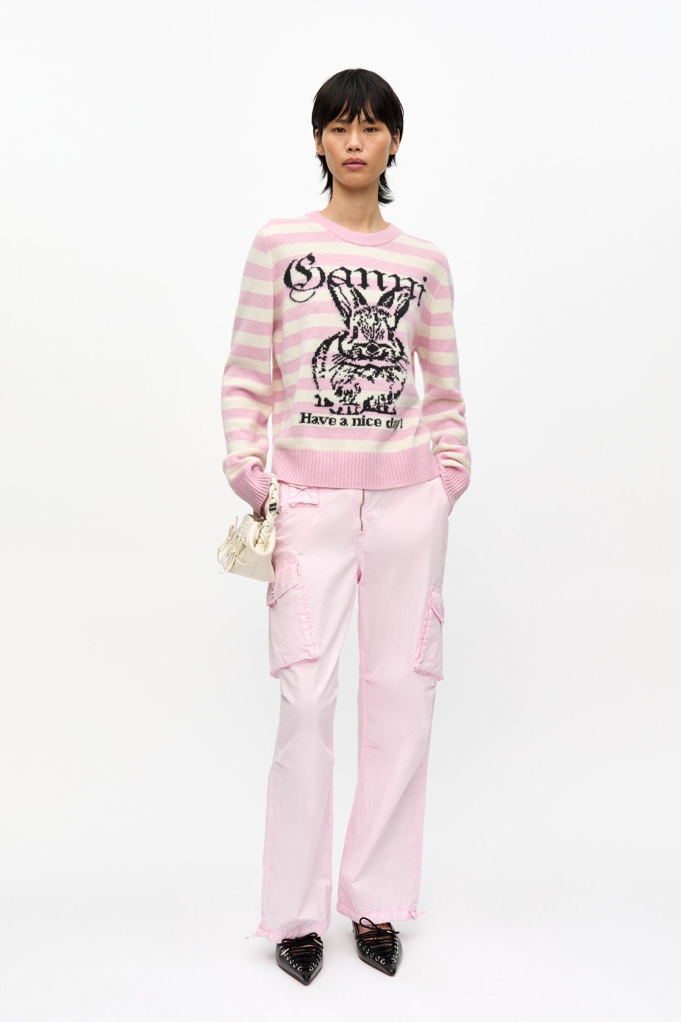 Gestreifter grafischer Bunny-Wollpullover