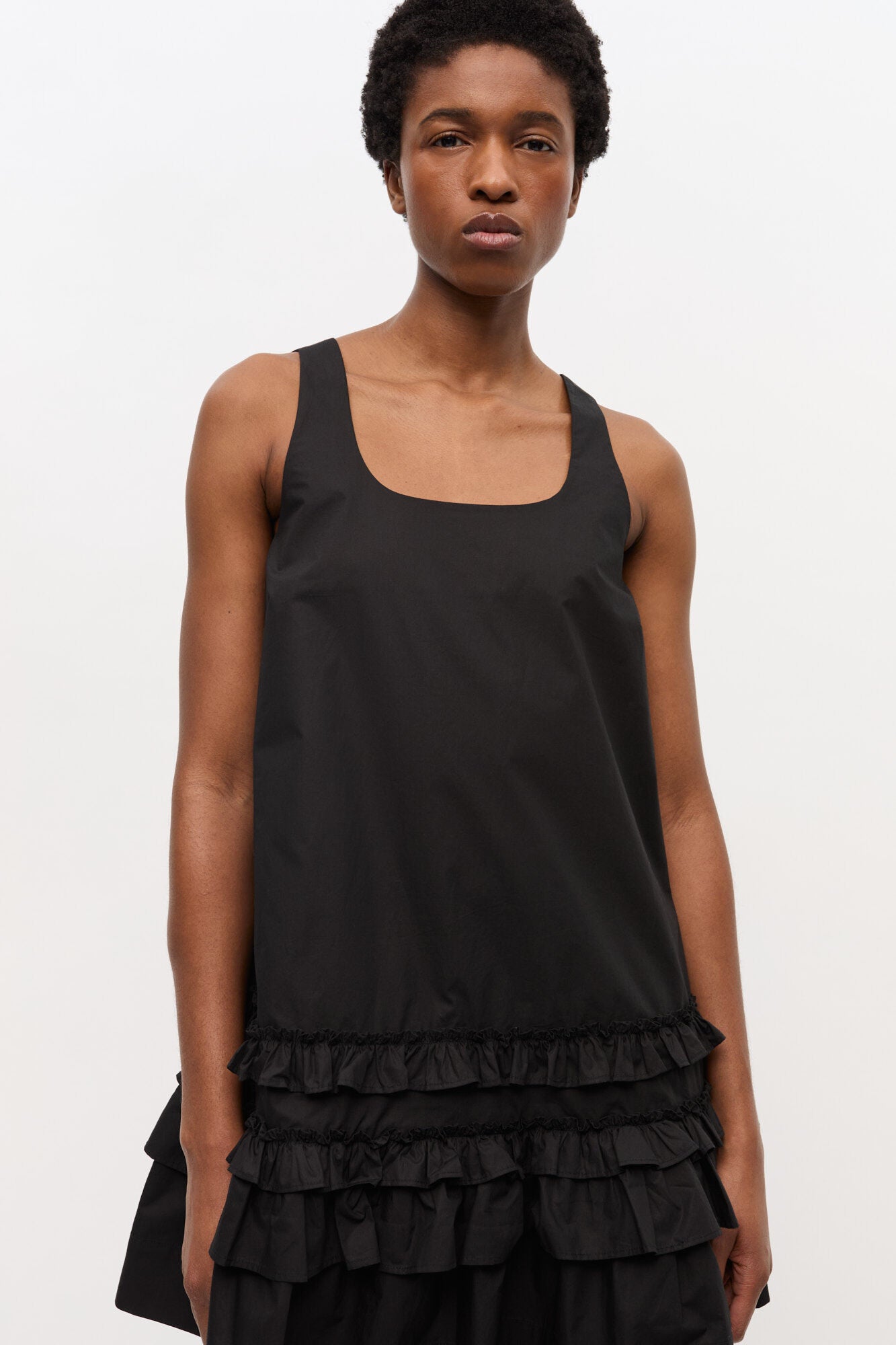 Schwarzes Minikleid aus Baumwollpopeline