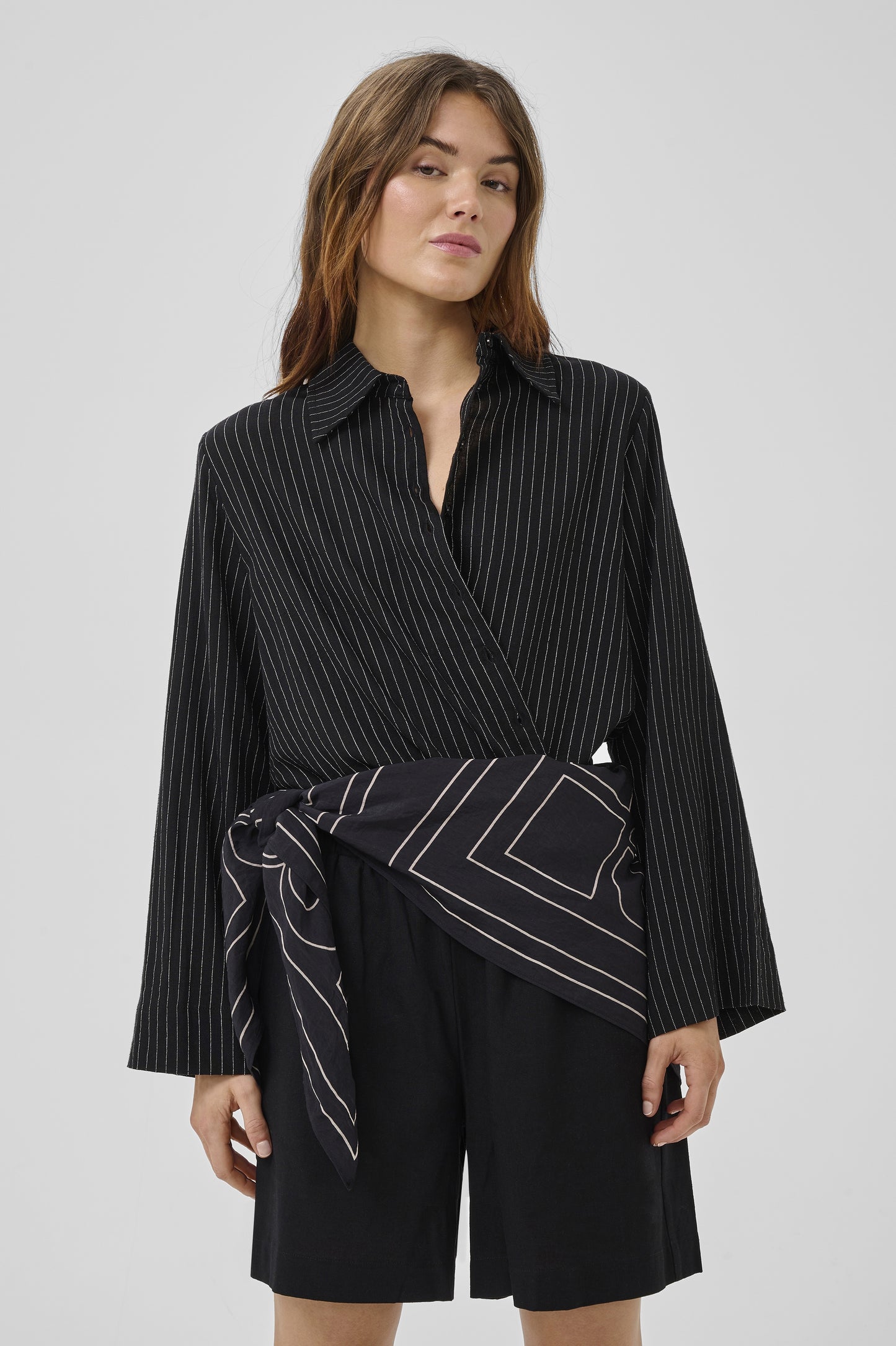 Hemd JeannieMW Black With Oatmeal Stripe