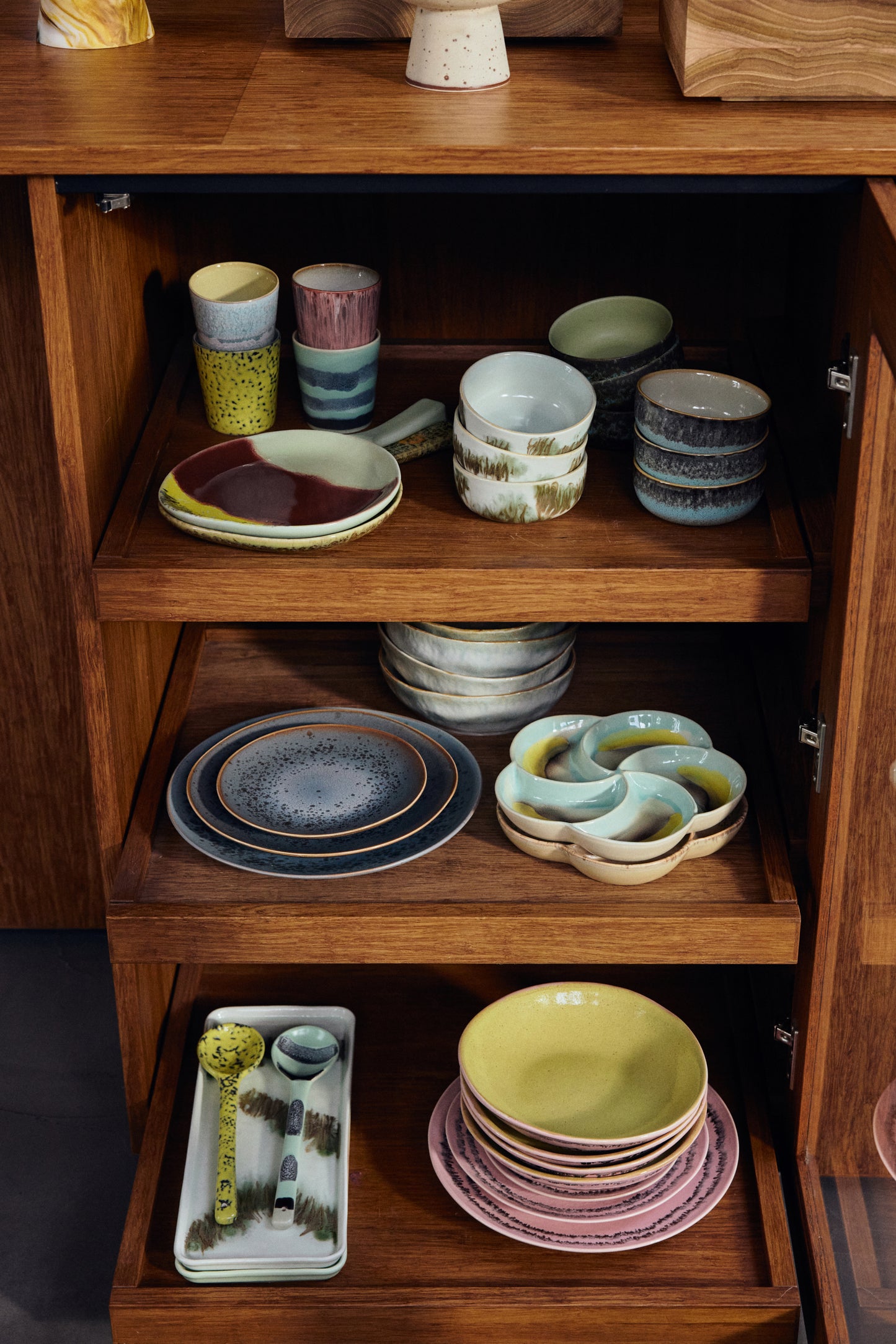 Cake Tray 70s Ceramics Tide