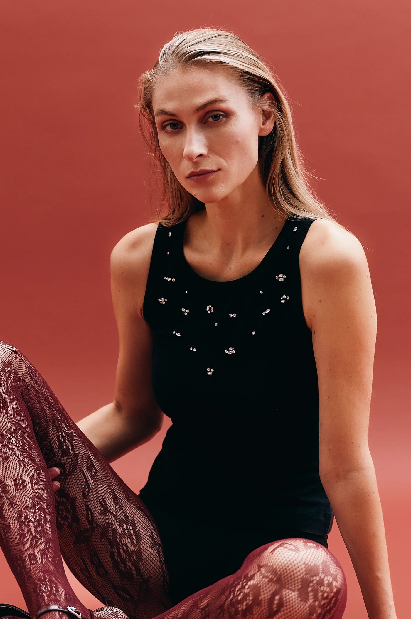 Top mit Strasssteinen