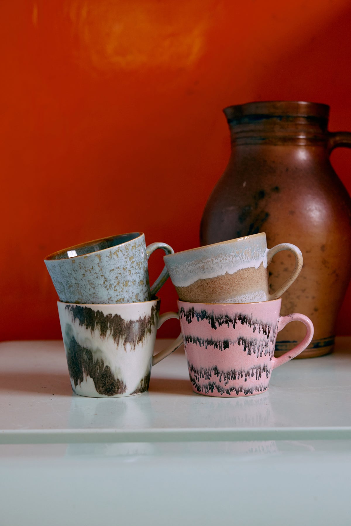HKLiving Cappuccino Mugs 70s Ceramics 4er Set bei SCHöNER Conceptstore Kassel