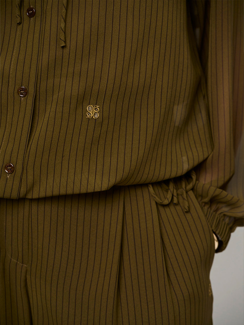 Nadelstreifen Blouse Olivgrün