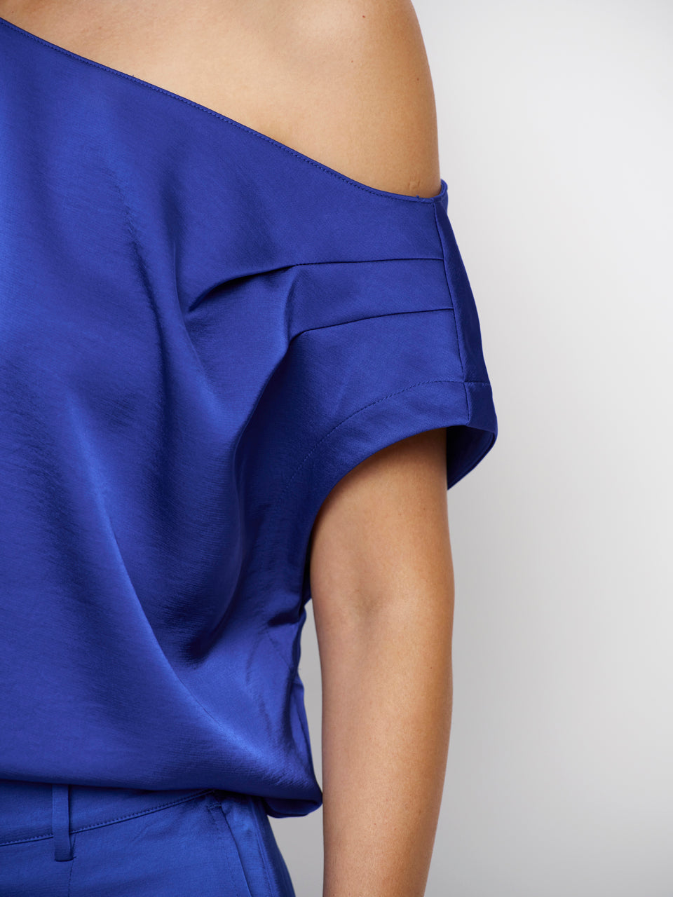 Drapey Cropped  Top Dante6-Roam Blue