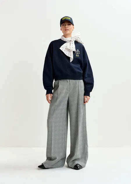 Marineblaues und mehrfarbiges Baumwoll-Sweatshirt mit Pailletten- und Perlenstickerei