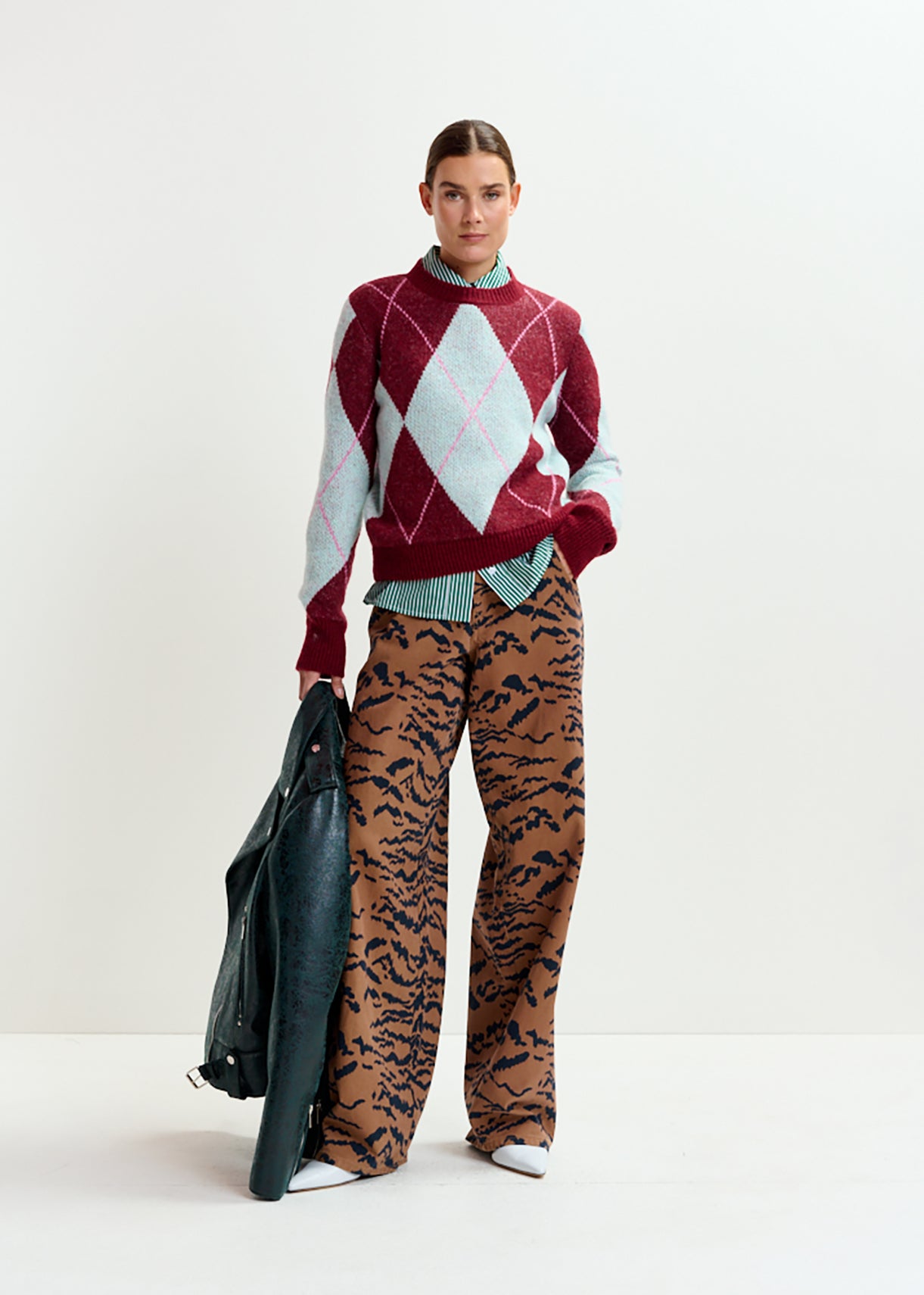 Iberlin jacquard knit pull