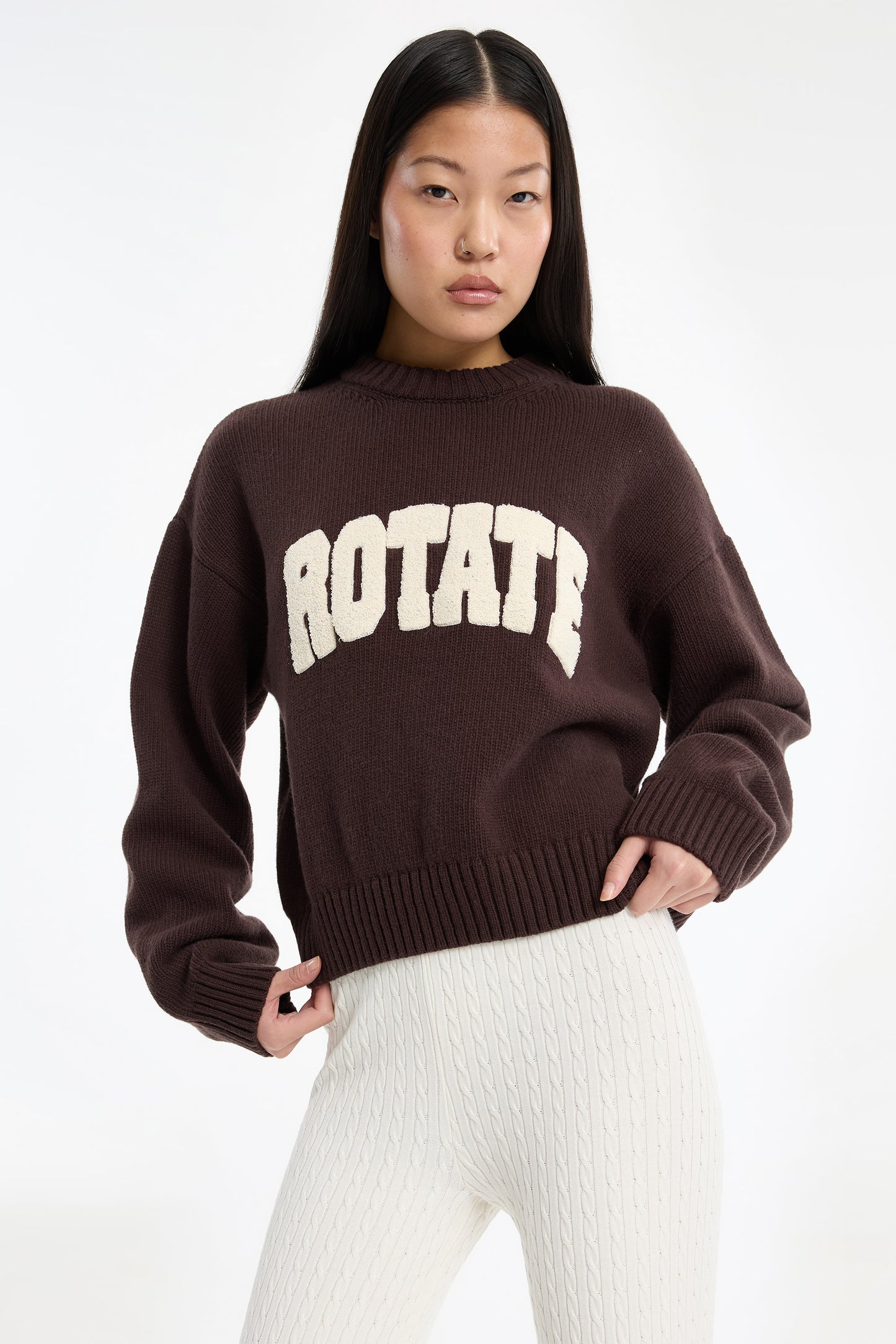 CREWNECK SWEATER